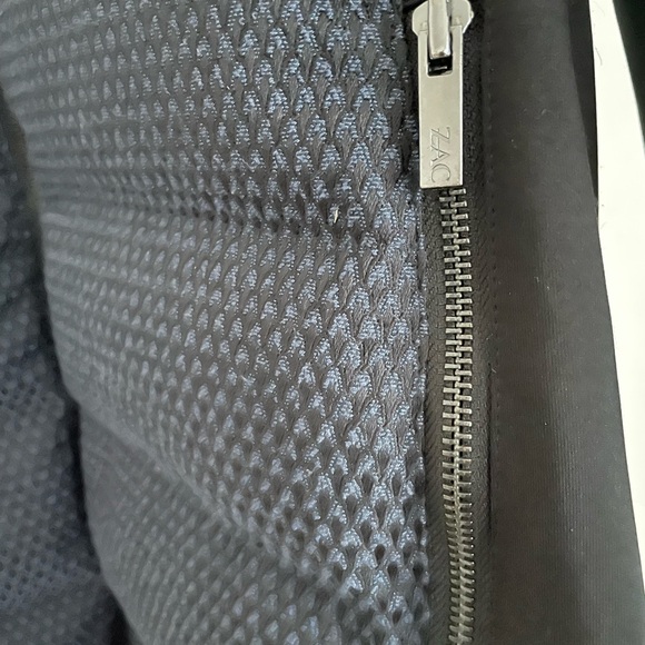 Zac Posen Down Blue and Black Coat size Medium - Picture 2 of 6